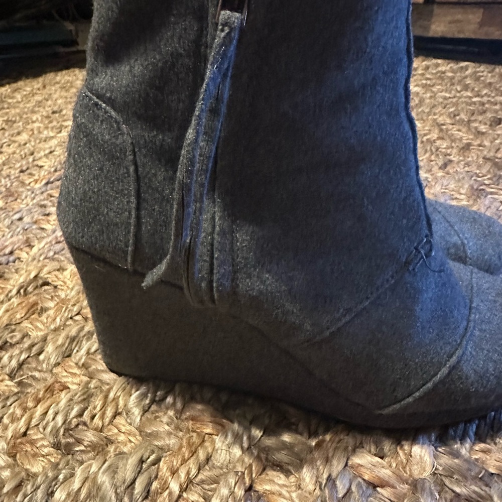 Gray wool Tom’s wedge booties size 10